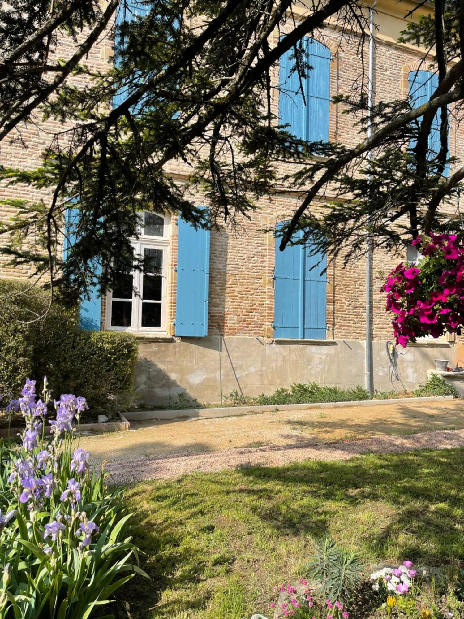 Chateau De Vallègue 외부 사진